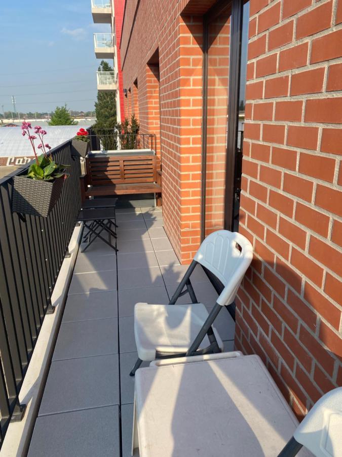 Feel At Home At This Homeawayfromhome Appt With A Stunning Water Canal View And Home Gym Gent Exteriér fotografie